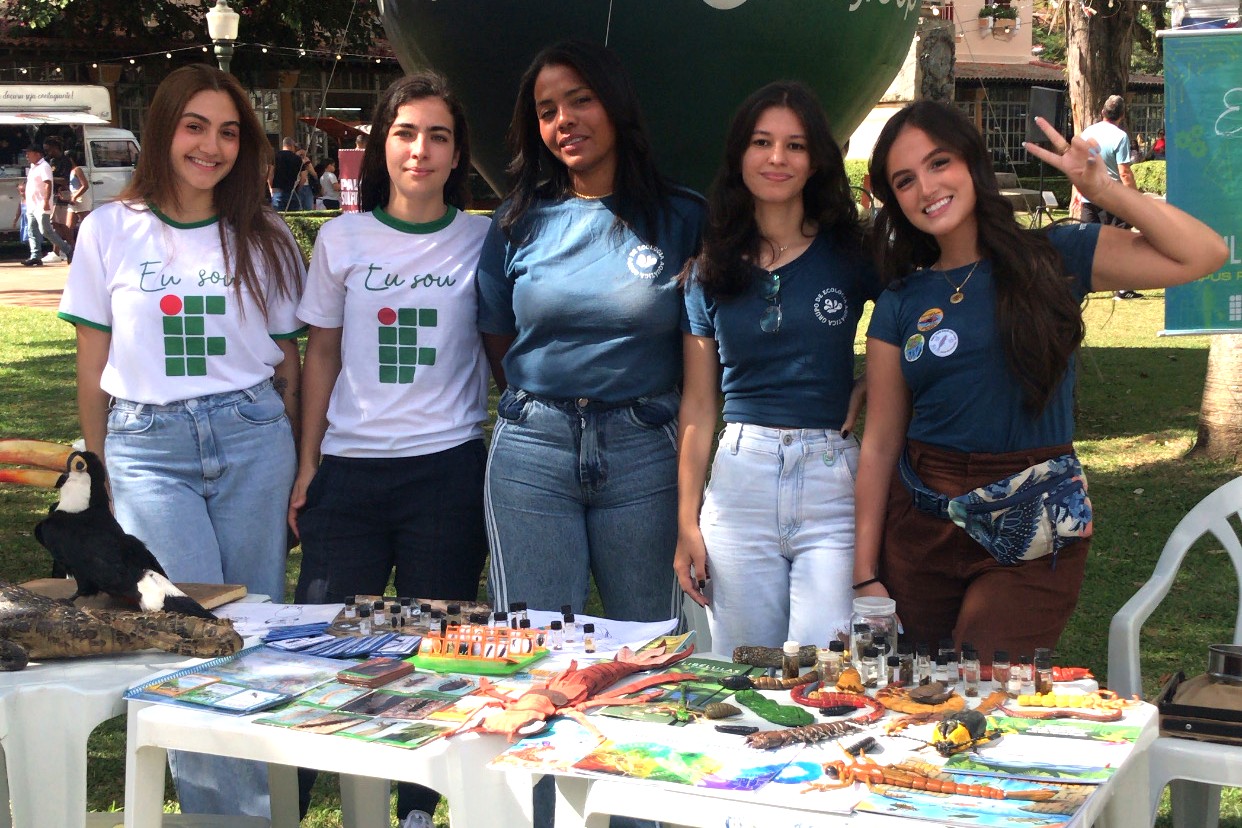 E6ABAE8A CF24 442D 8C15 B721E25E5DFC